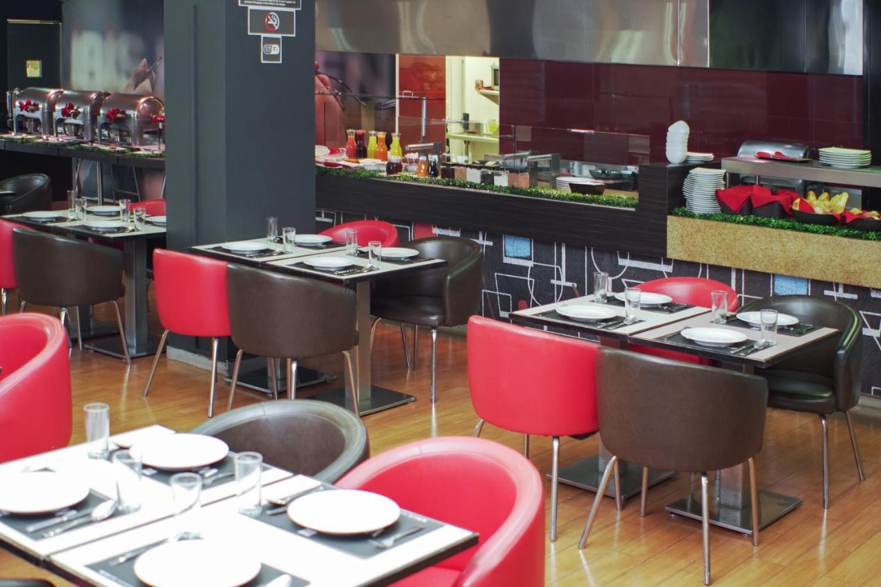 Ibis Hermosillo Bagian luar foto