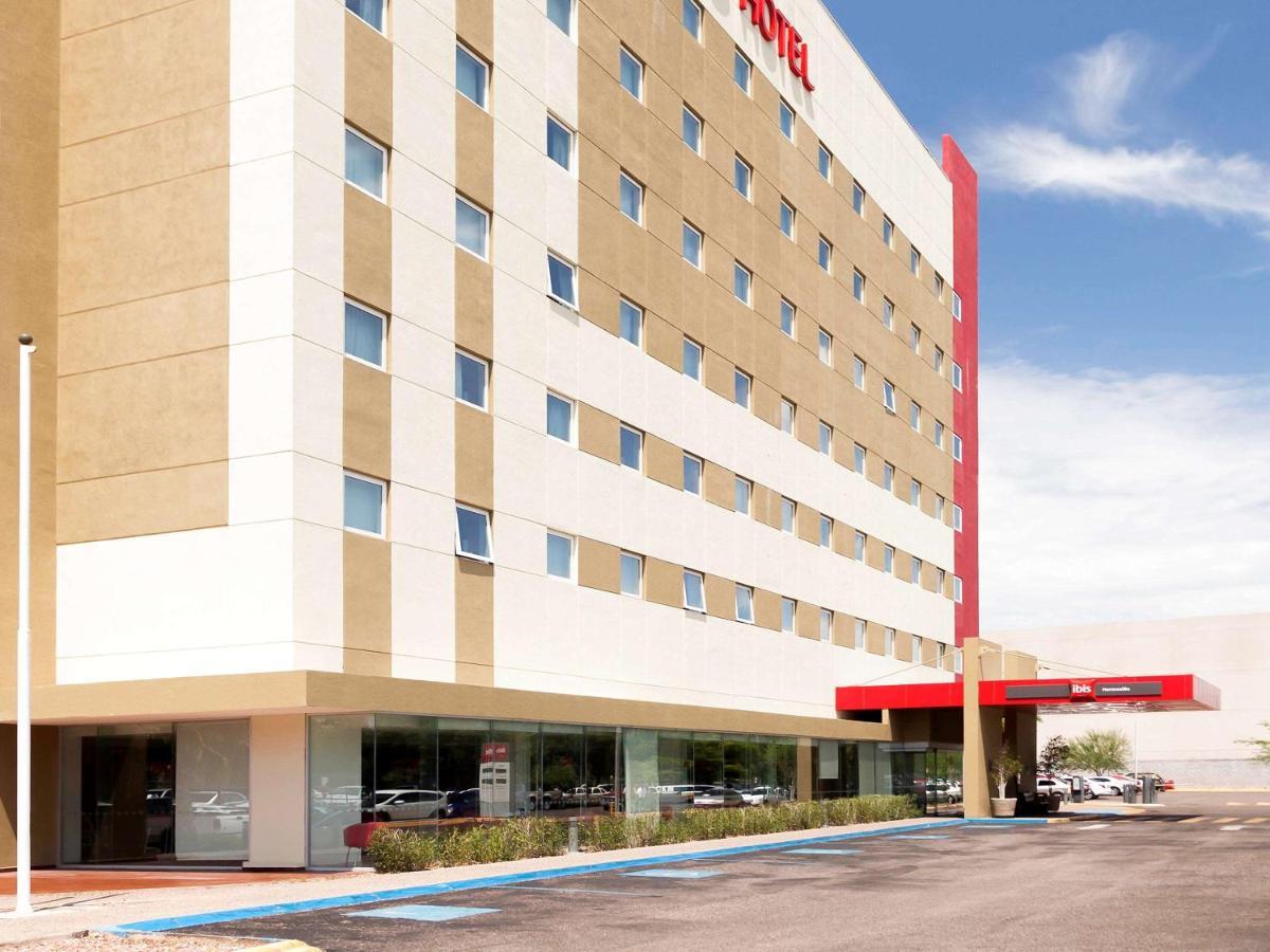 Ibis Hermosillo Bagian luar foto