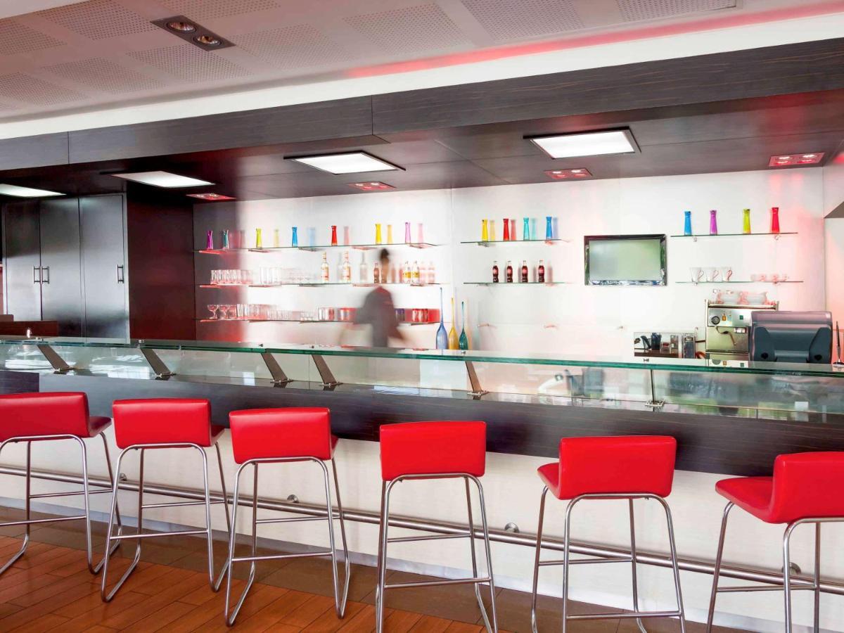 Ibis Hermosillo Bagian luar foto